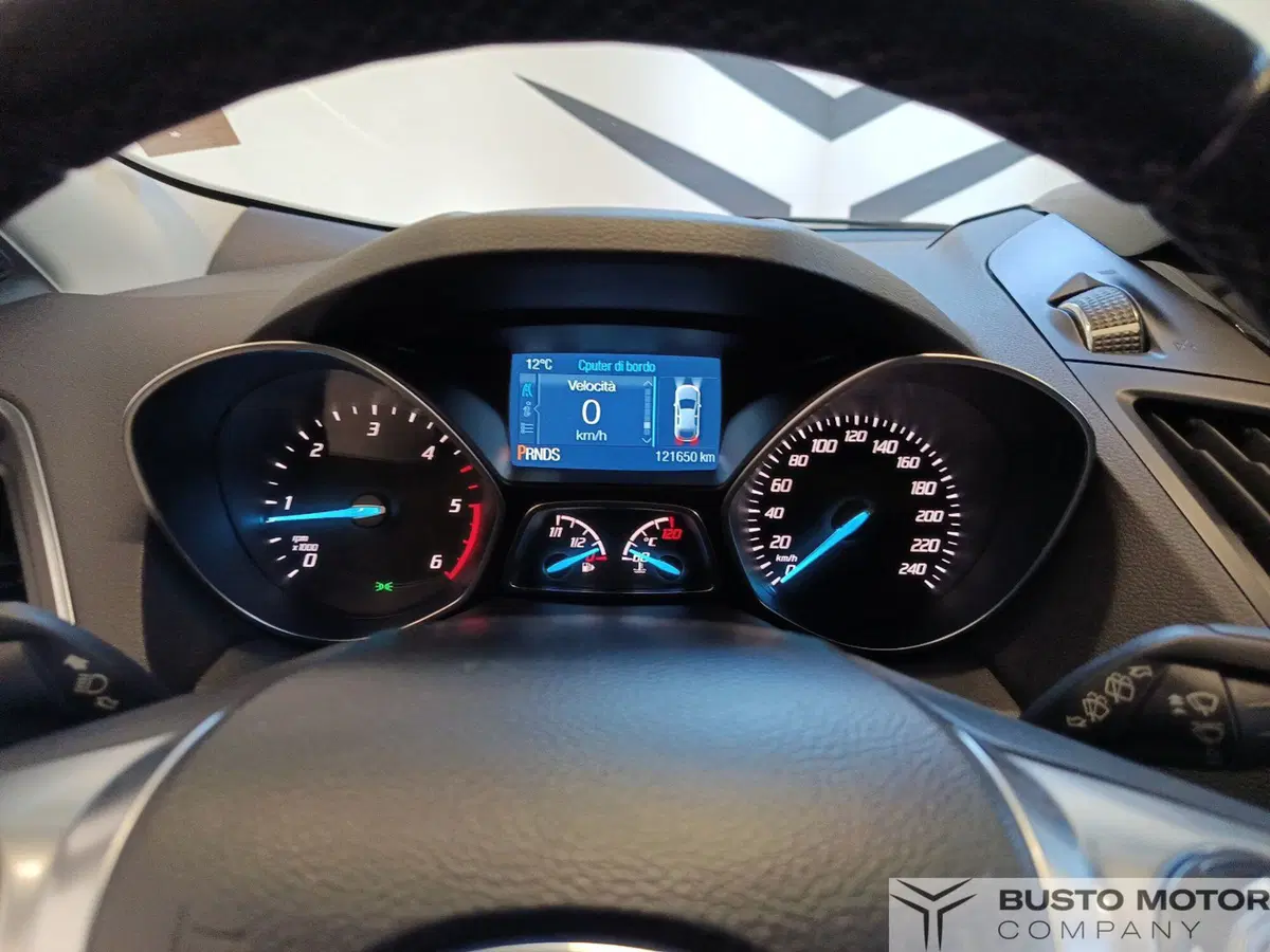 Ford Kuga usata a Varese (12)