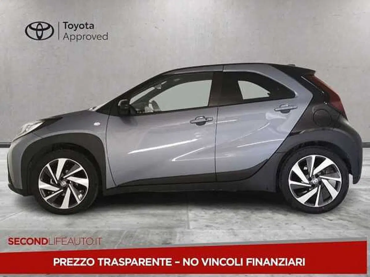Toyota Aygo X usata a Chieti (9)