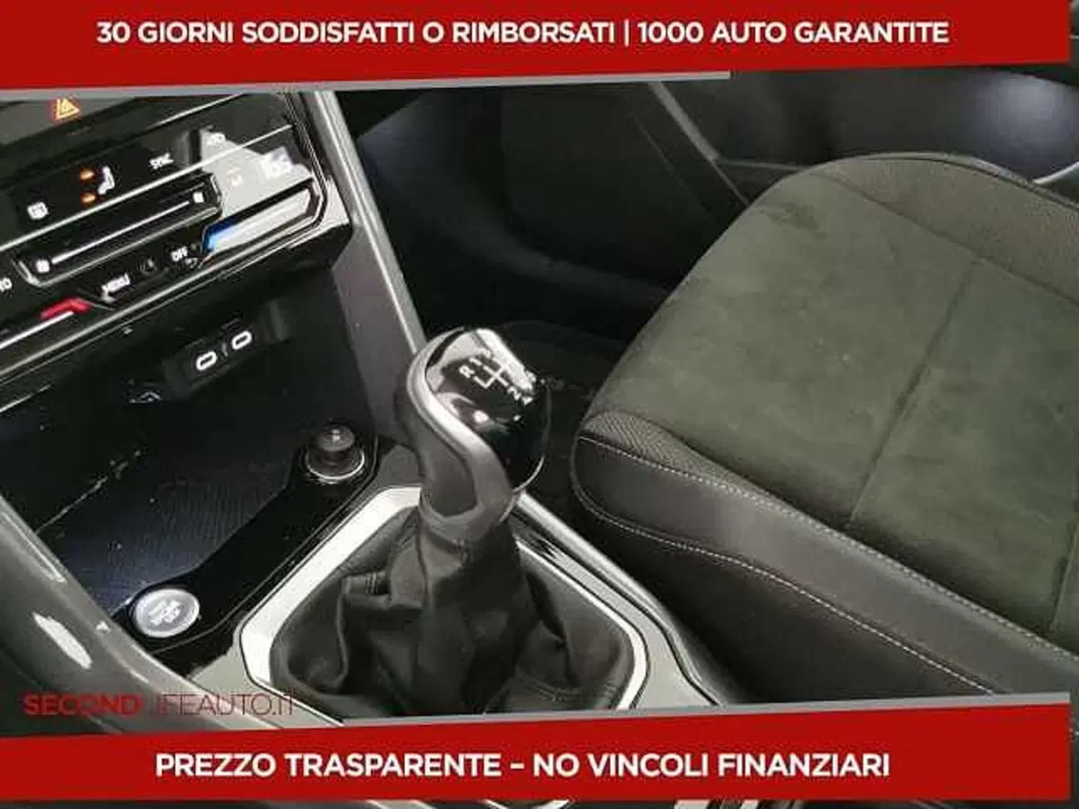 Volkswagen T-Roc usata a Chieti (13)