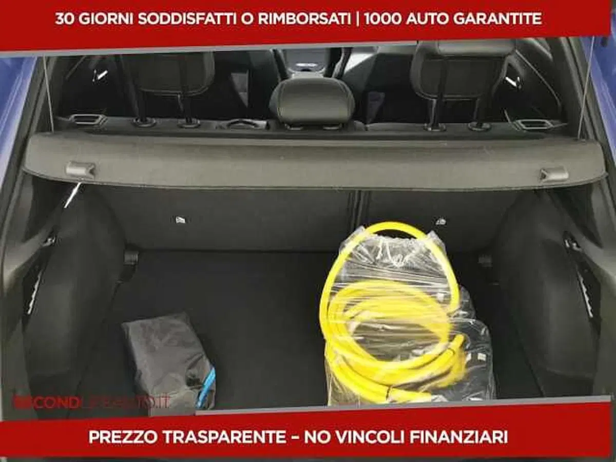 Abarth 600e usata a Chieti (15)