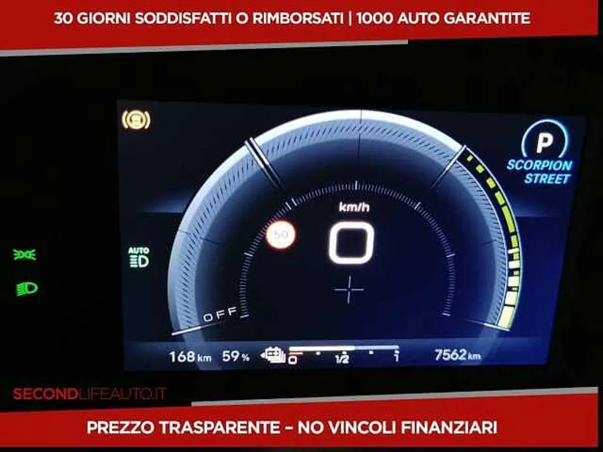 Abarth 600e usata a Chieti (18)