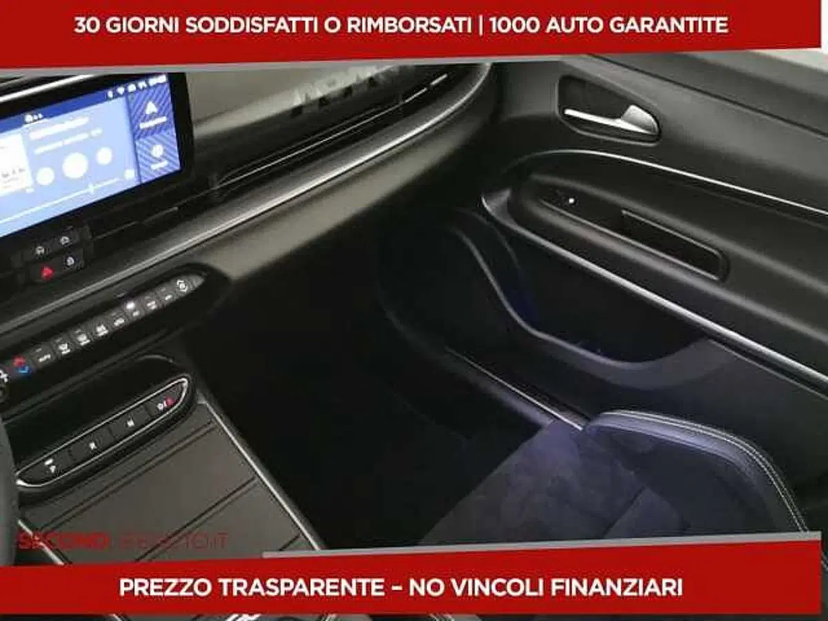 Abarth 600e usata a Chieti (19)