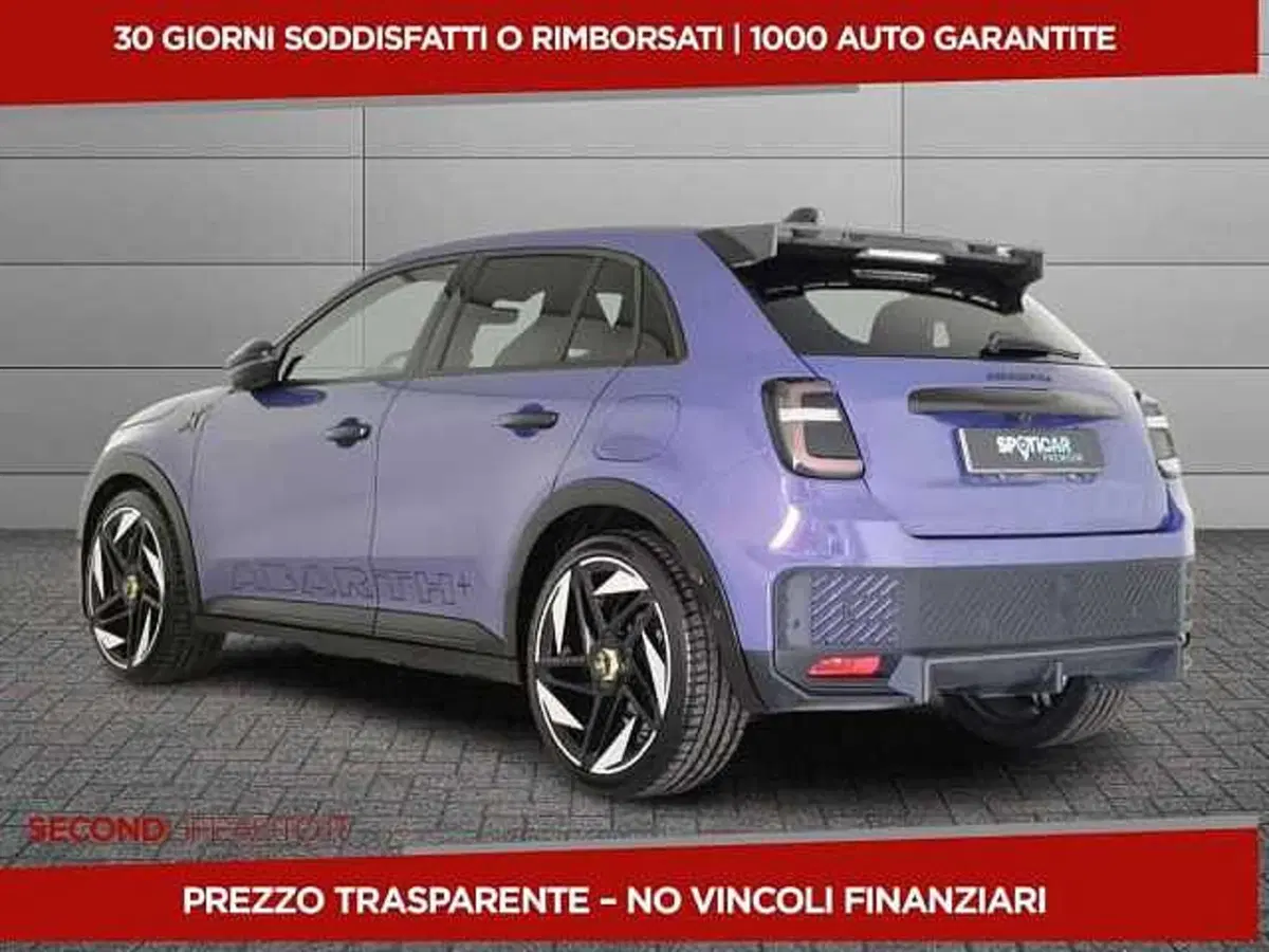 Abarth 600e usata a Chieti (4)