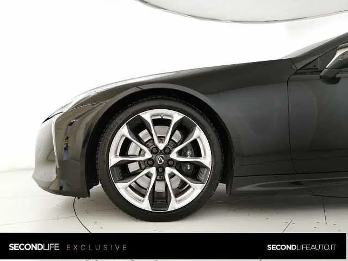 Lexus LC usata a Chieti (7)