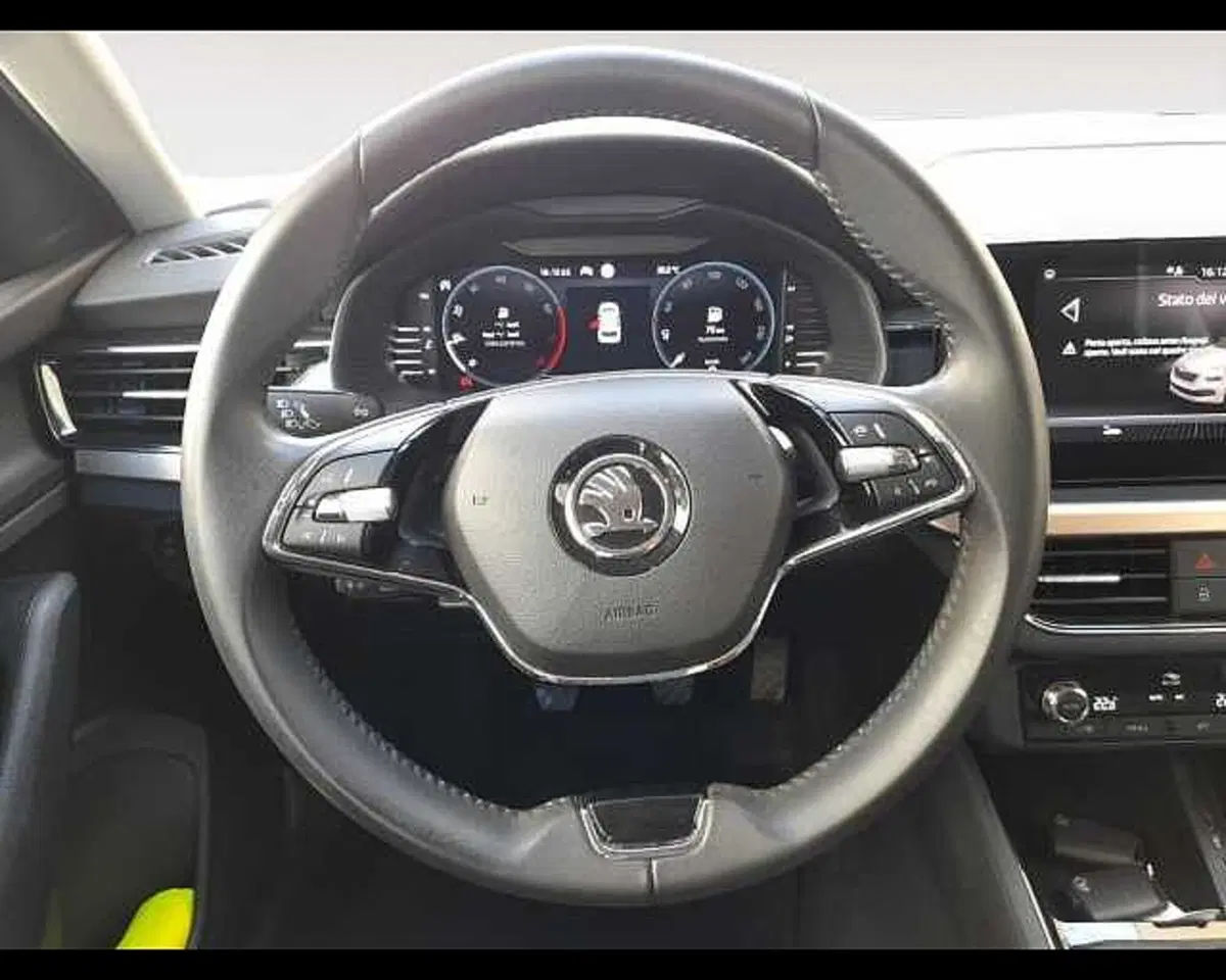 Skoda Kamiq usata a Ravenna (12)
