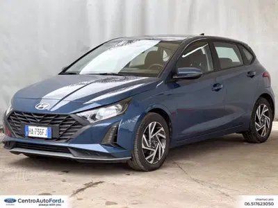 Hyundai i20 1.2 mpi Connectline 79cv mt del 2025 usata a Albano Laziale