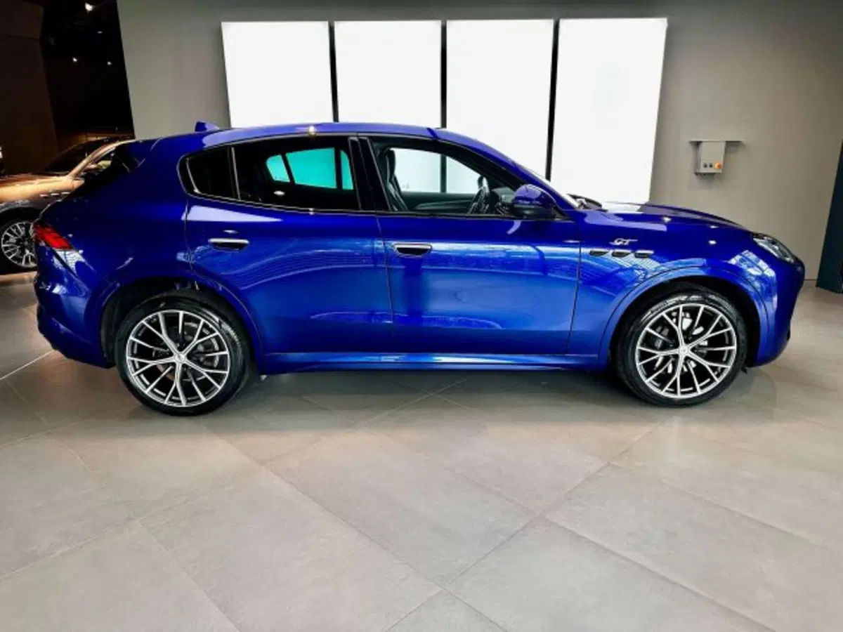 Maserati Grecale usata a Torino (4)