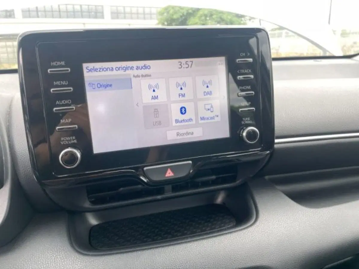 Toyota Yaris Cross usata a Vercelli (10)