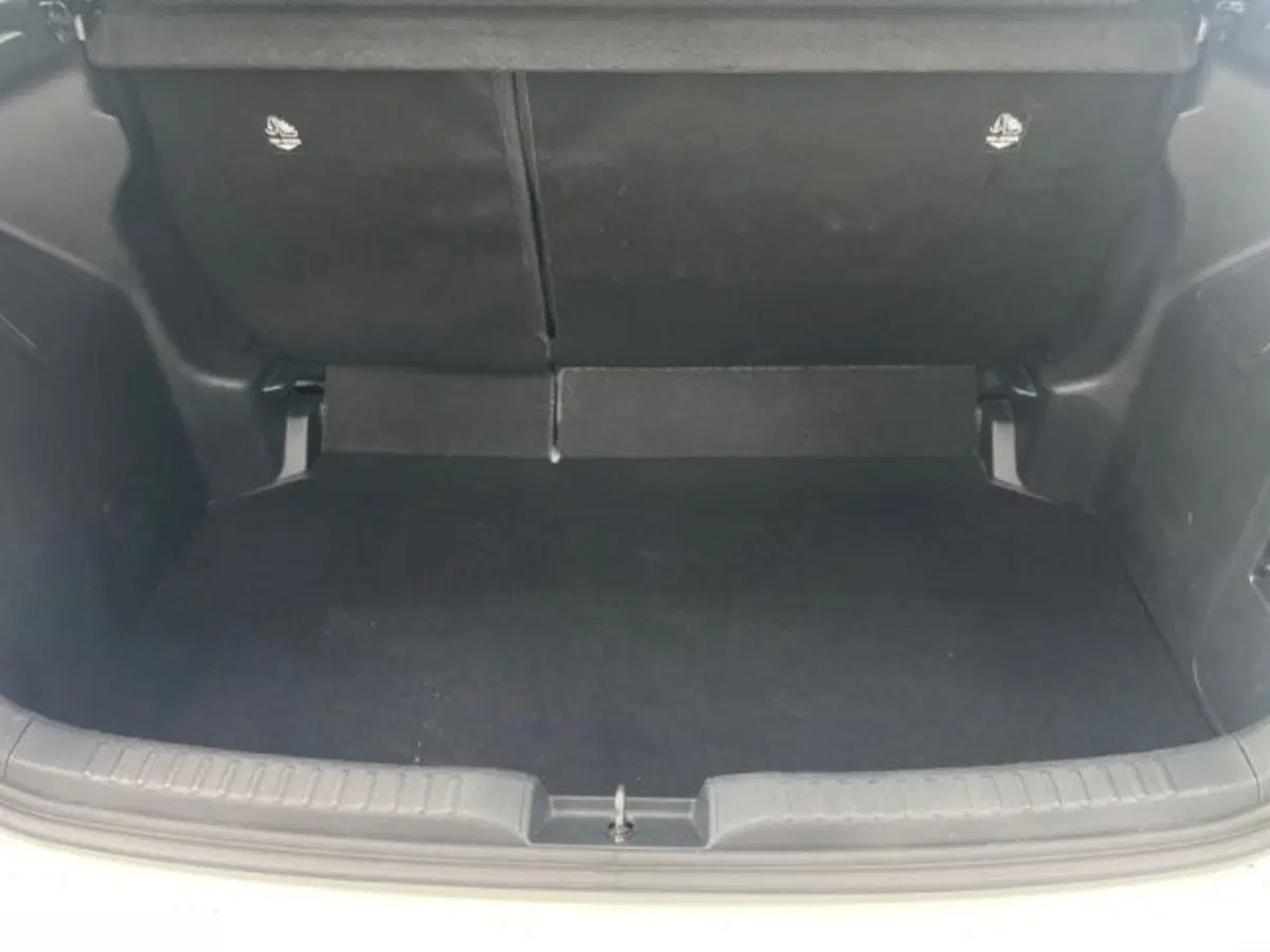 Toyota Yaris Cross usata a Vercelli (6)