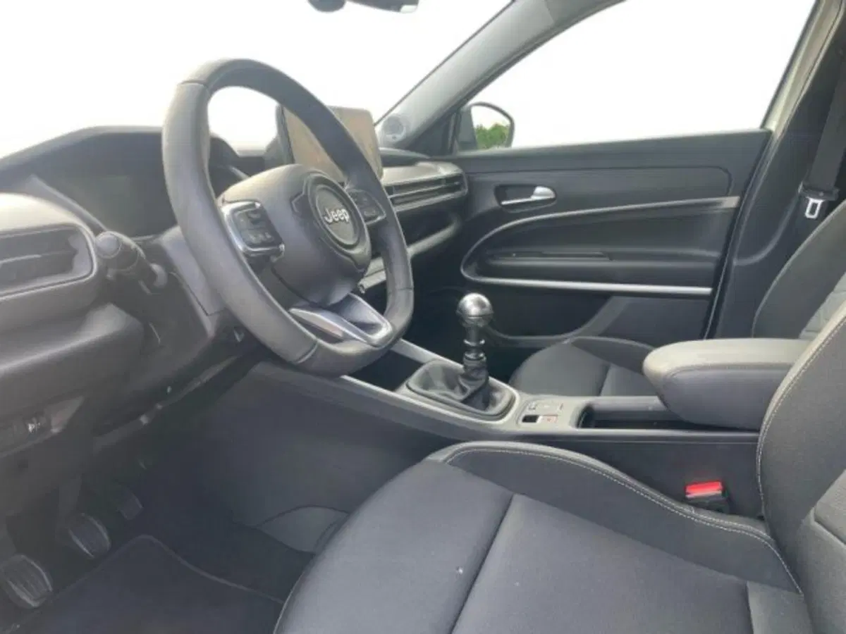 Jeep Avenger usata a Vercelli (6)