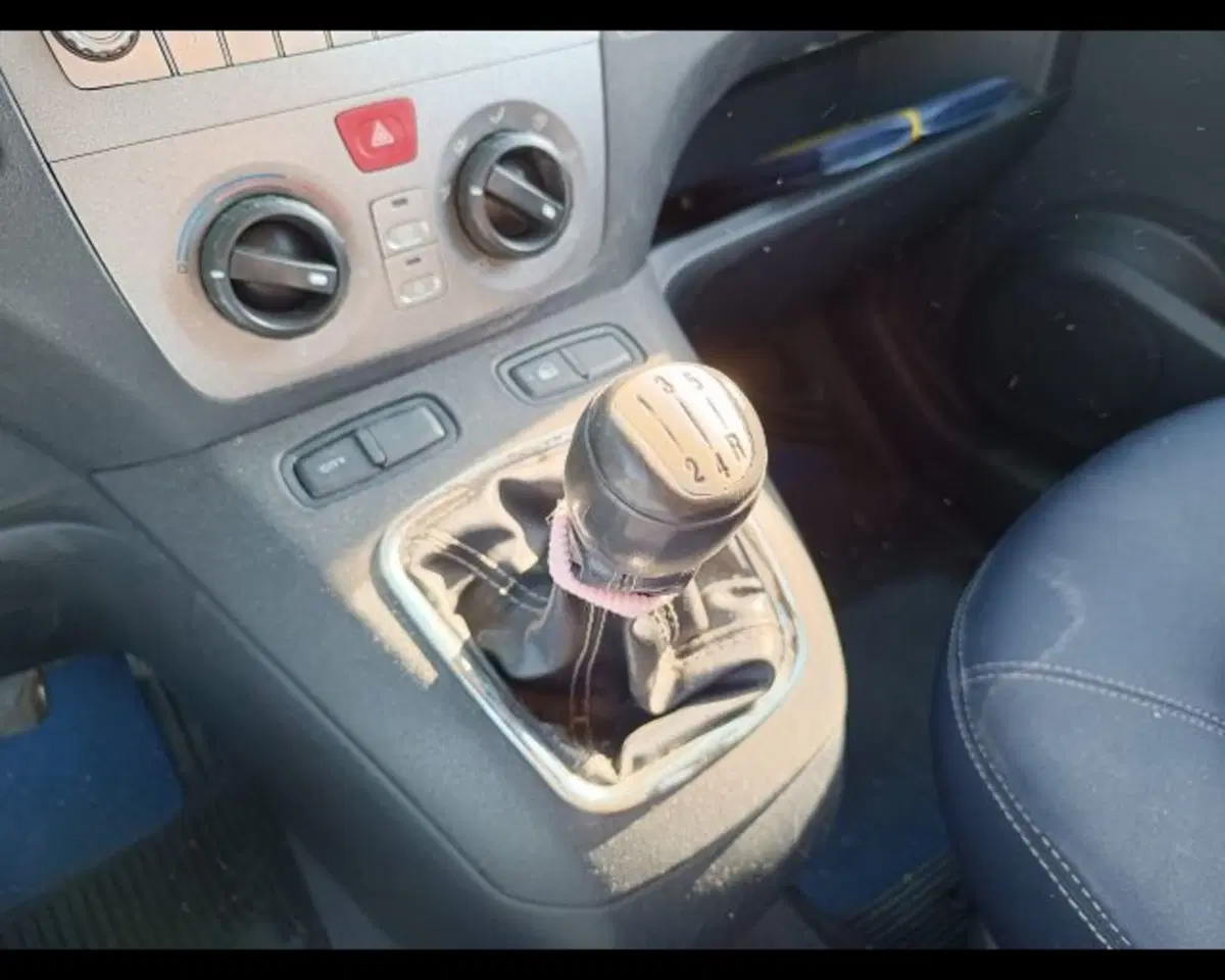 Lancia Musa usata a Catania (11)