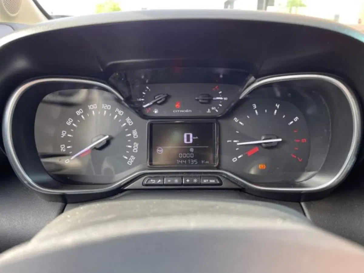 Citroen C3 Aircross usata a Ancona (12)