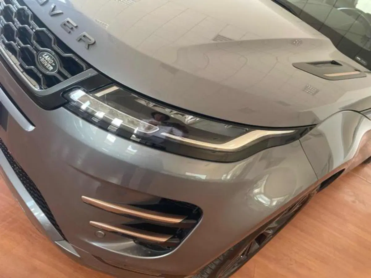 Land Rover Range Rover Evoque usata a Lucca (7)