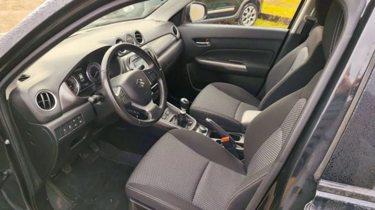 Suzuki Vitara usata a Como (10)