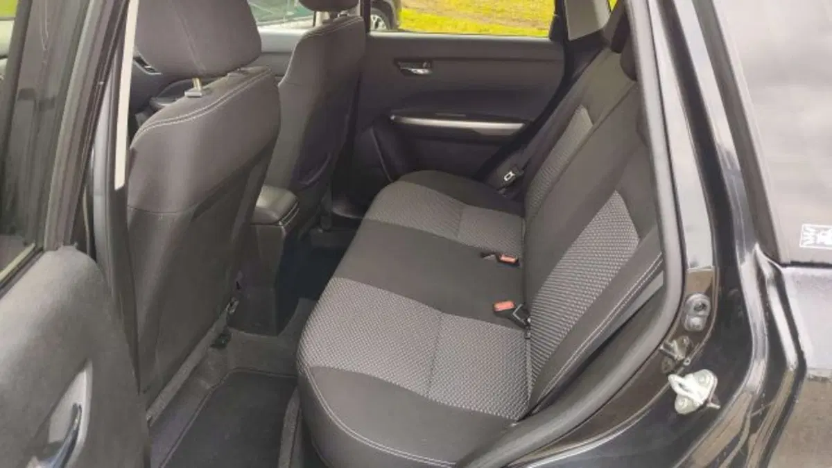 Suzuki Vitara usata a Como (11)