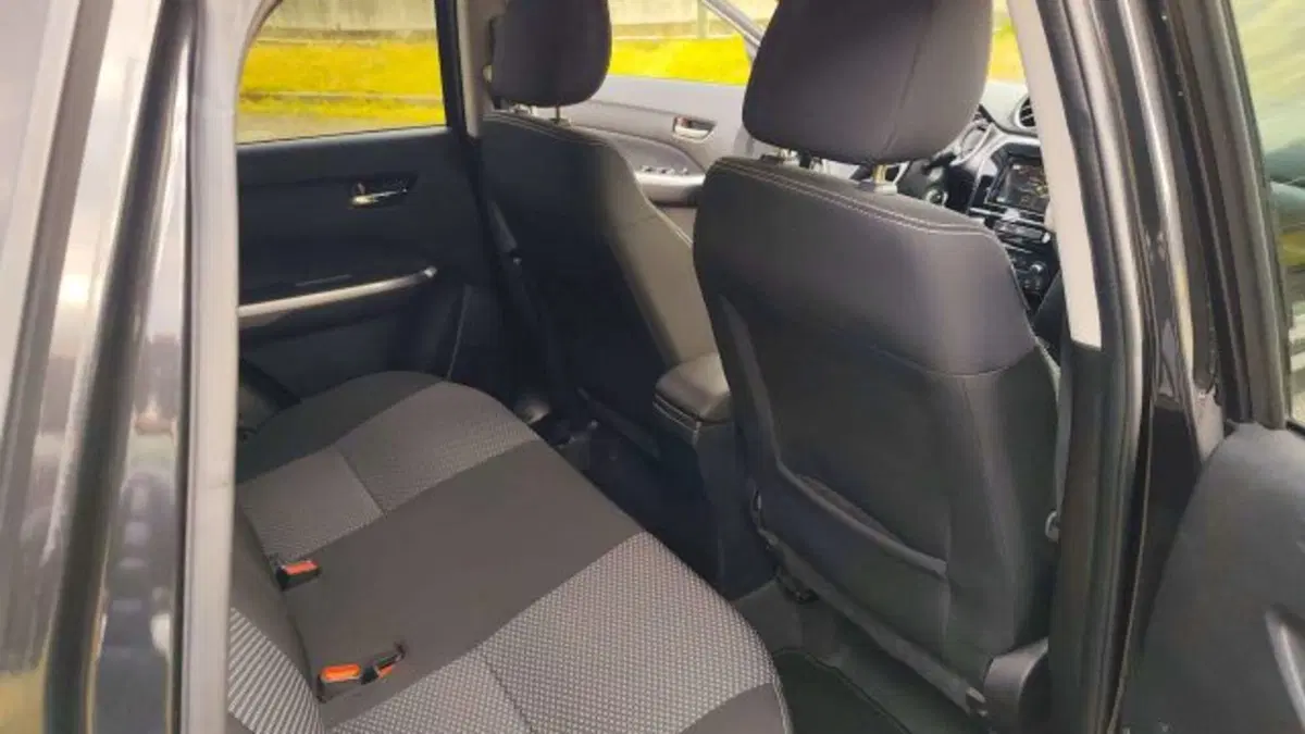 Suzuki Vitara usata a Como (13)