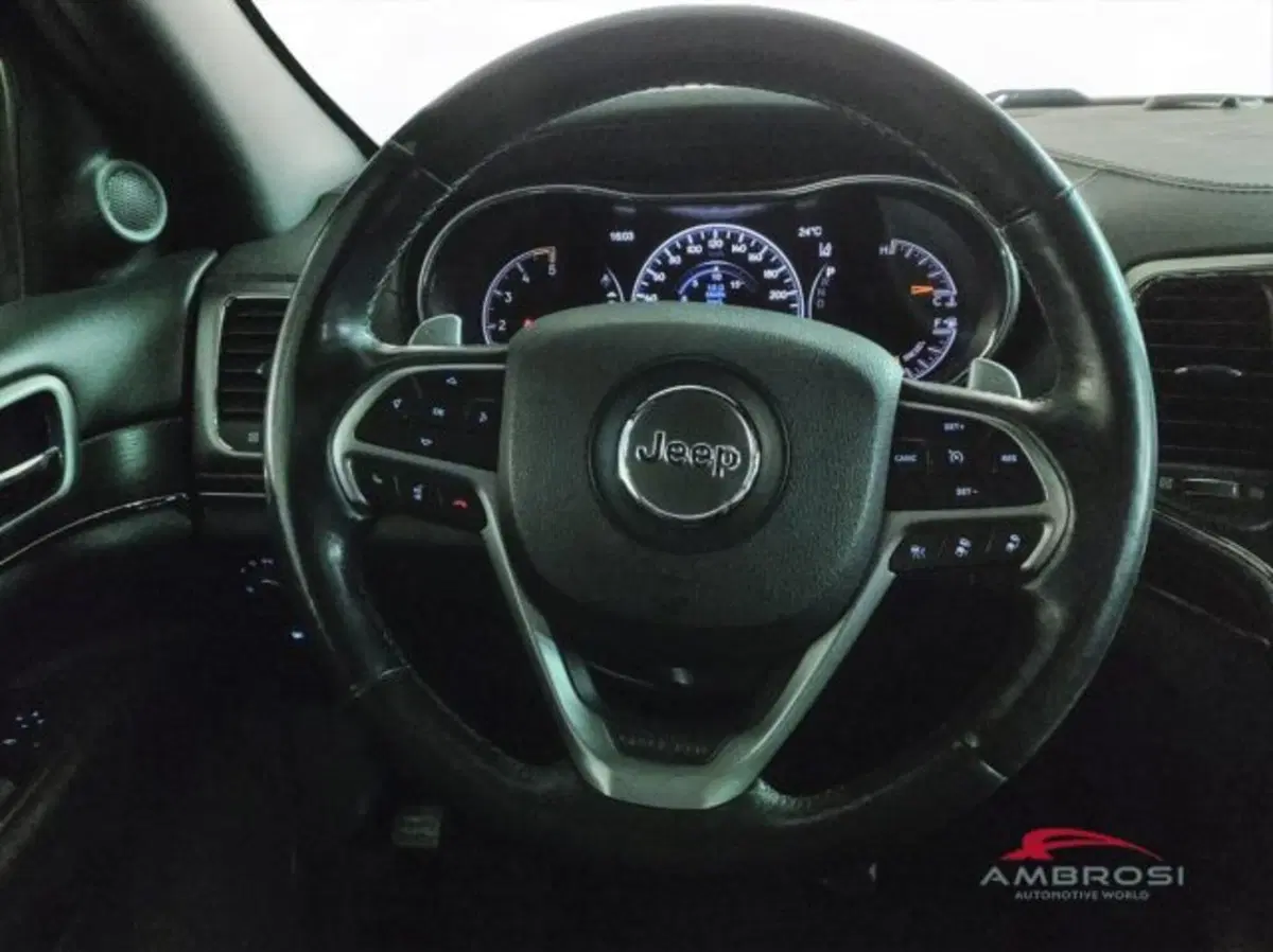 Jeep Grand Cherokee usata a Perugia (13)
