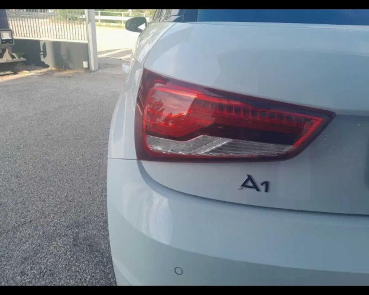Audi A1 Sportback usata a Bologna (9)