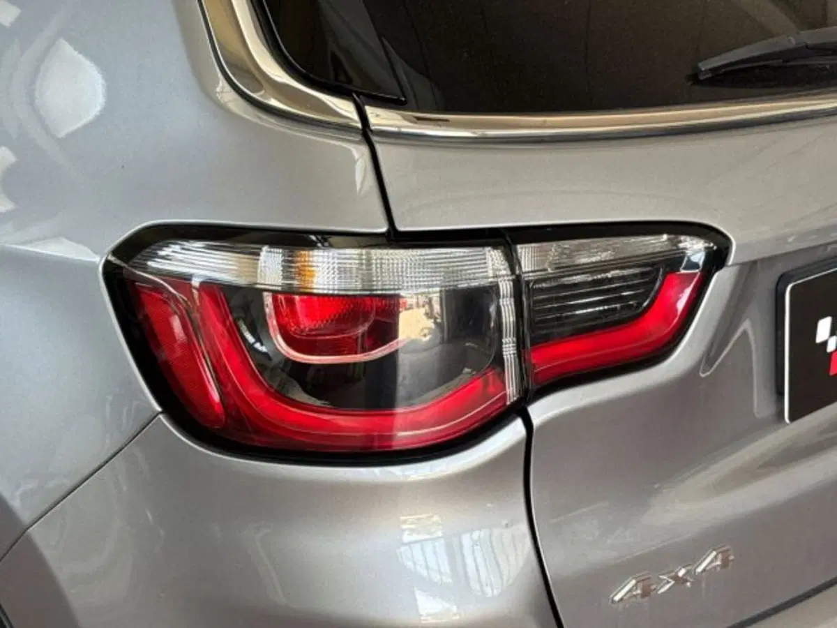 Jeep Compass usata a Bologna (8)