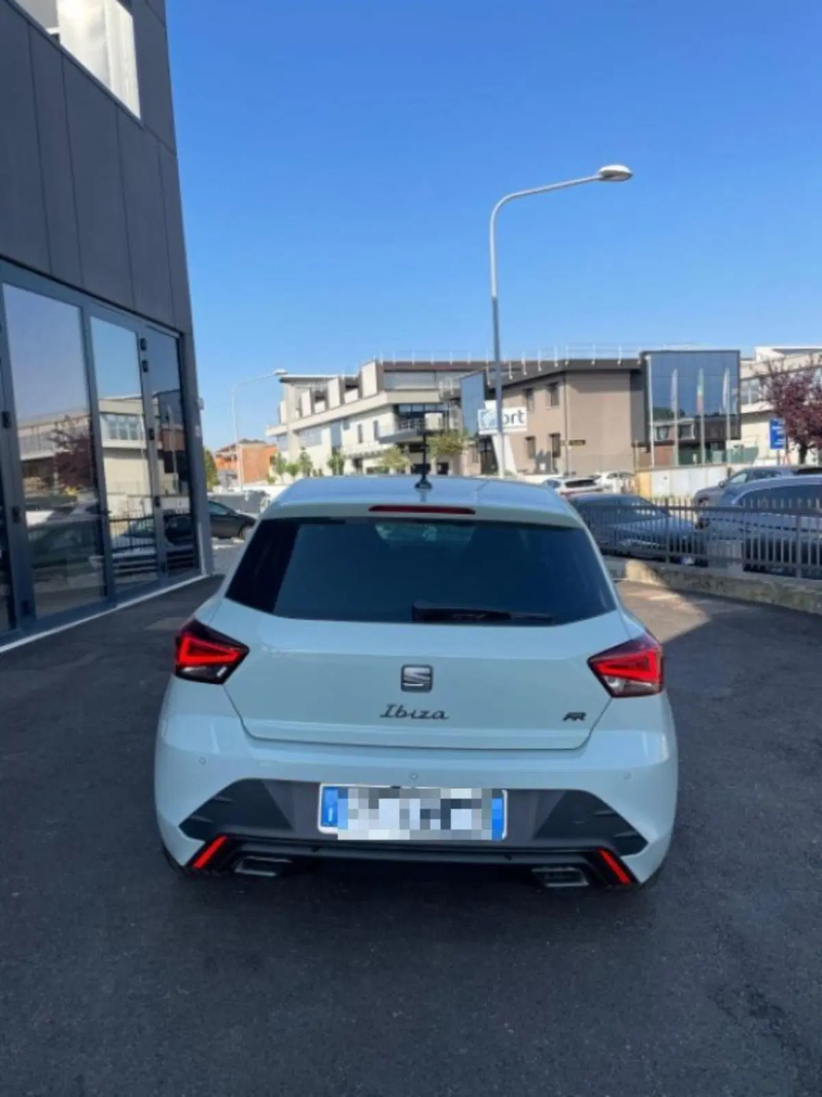 SEAT Ibiza nuova a Bologna (5)