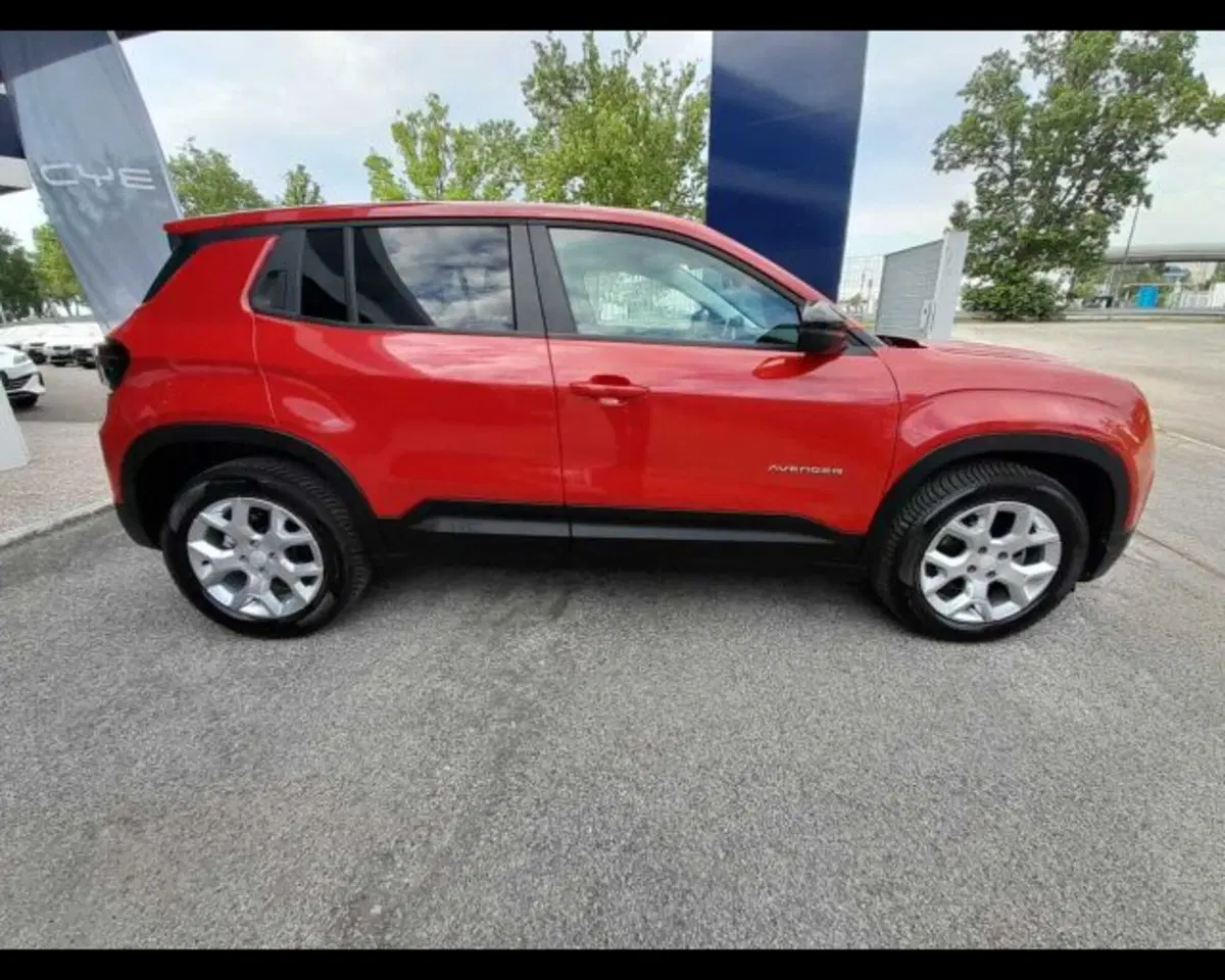Jeep Avenger usata a Bologna (7)