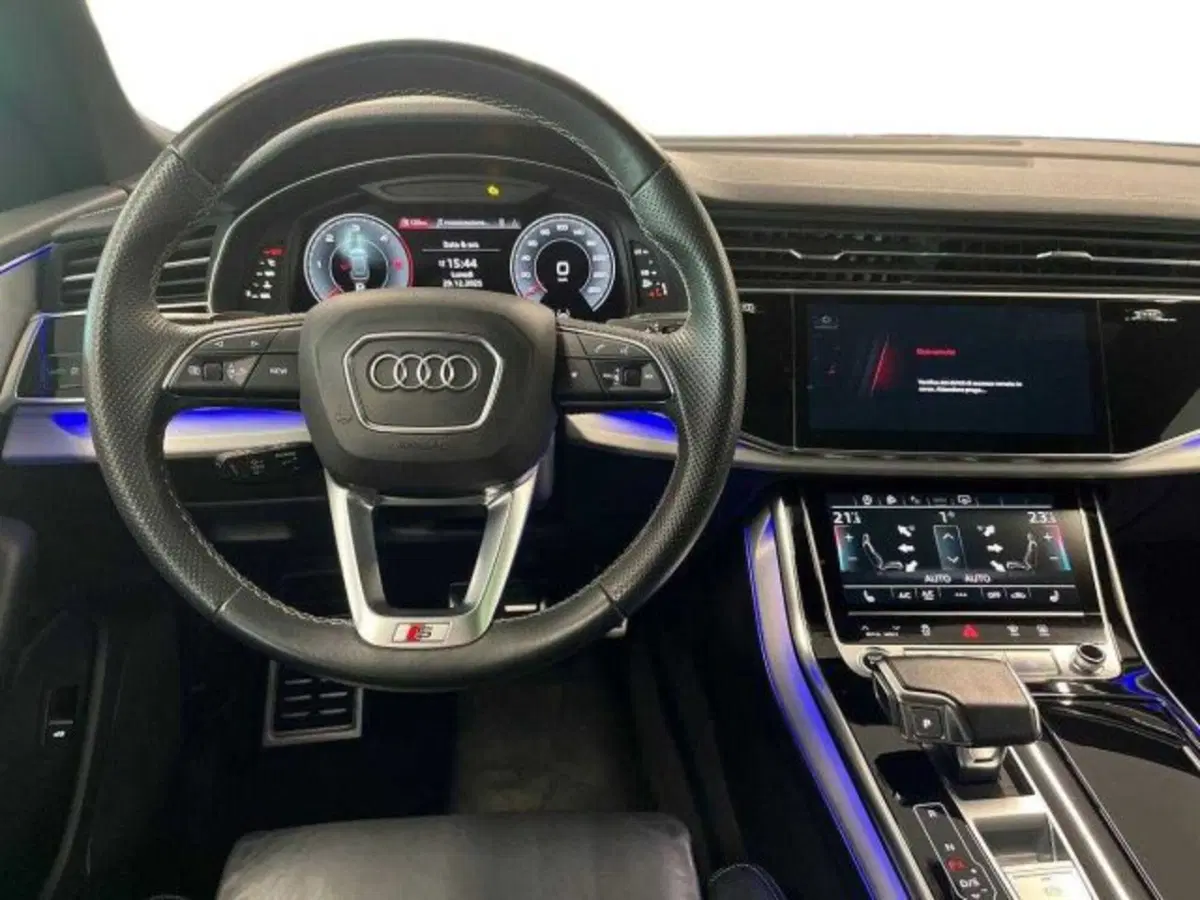 Audi Q8 usata a Bologna (10)