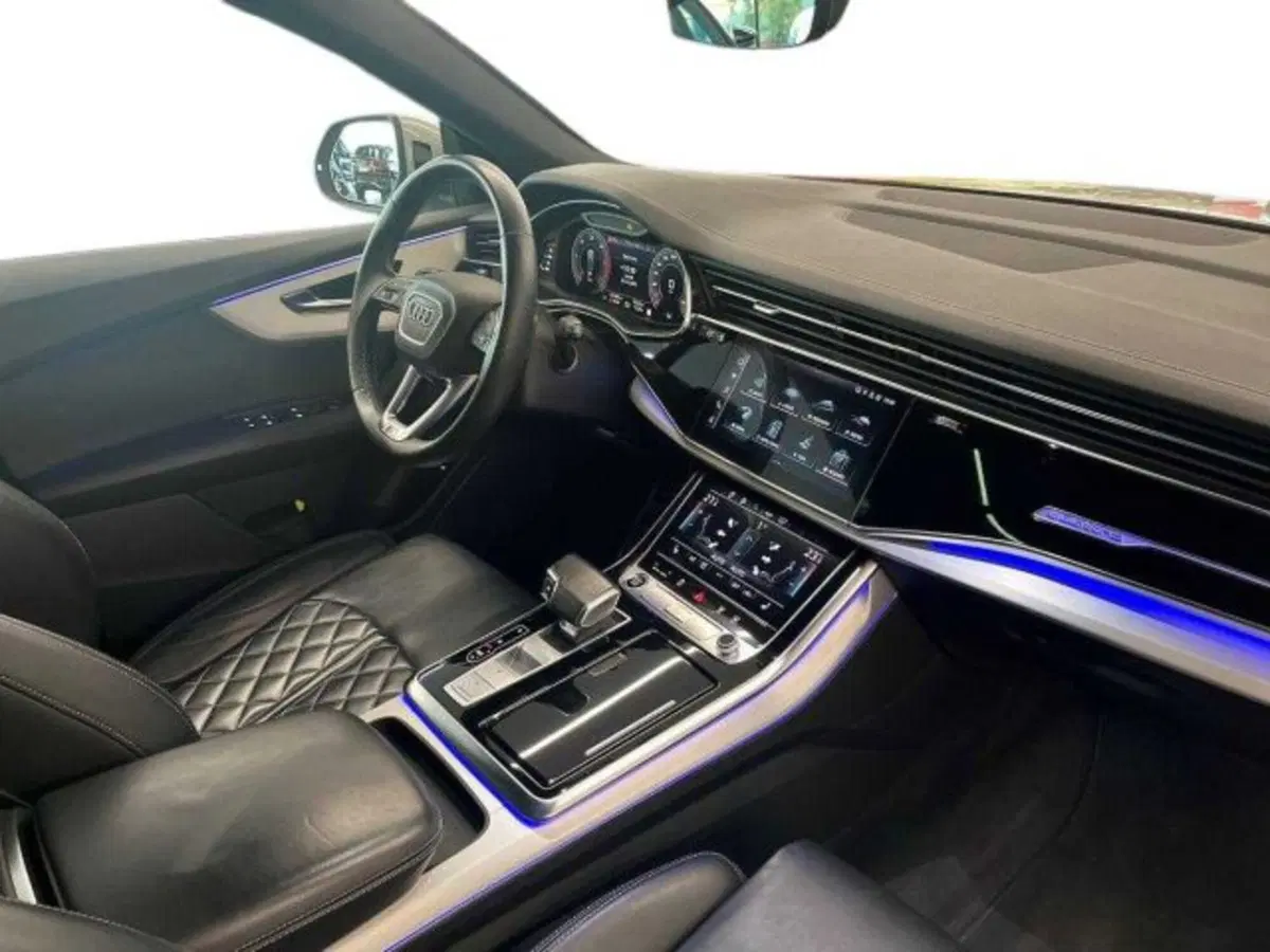Audi Q8 usata a Bologna (14)