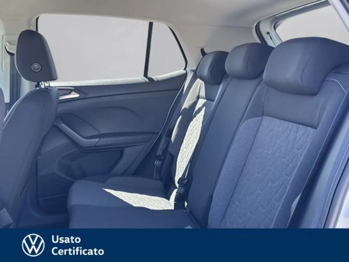 Volkswagen T-Cross nuova a Vicenza (12)