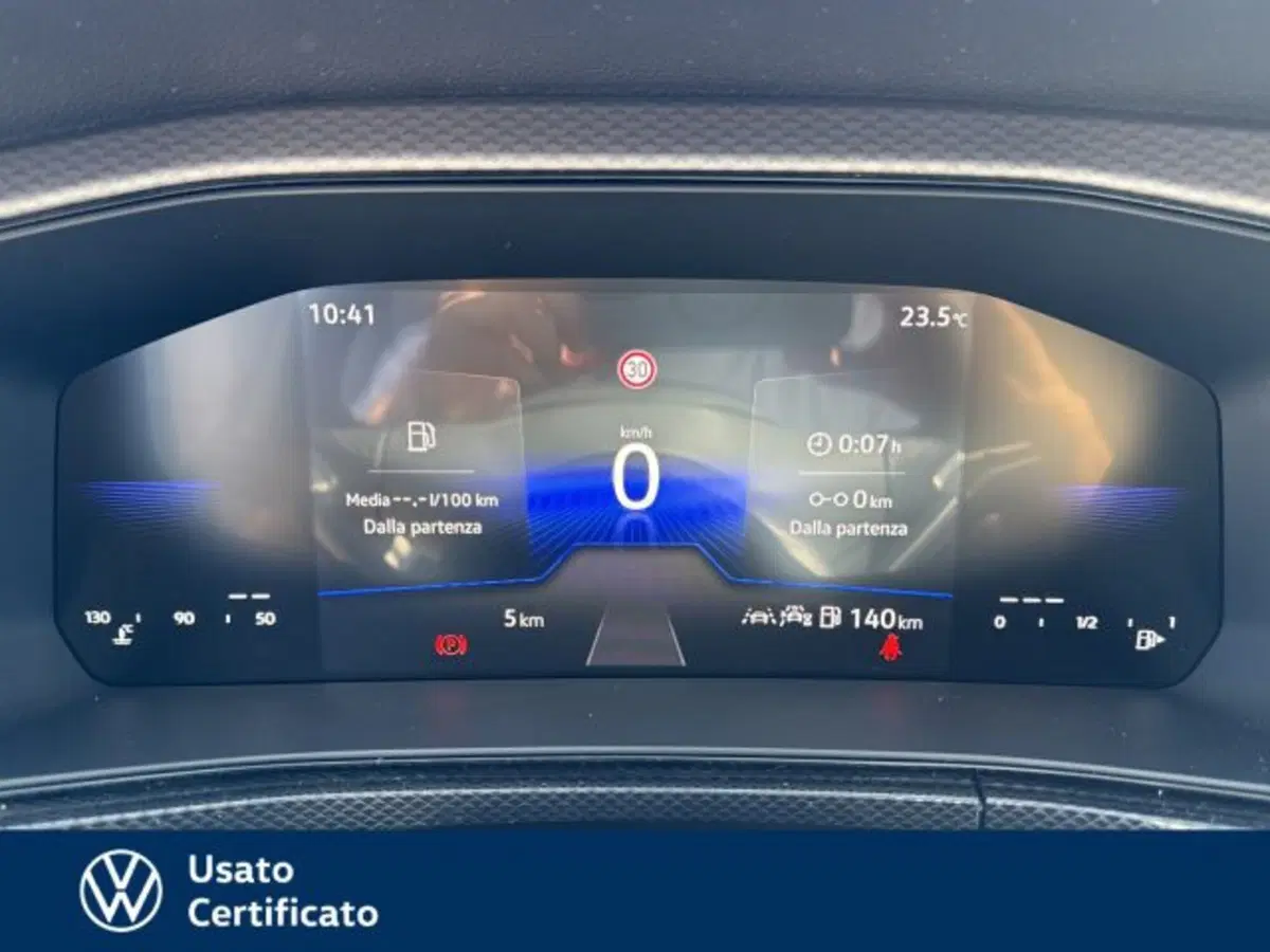 Volkswagen T-Cross nuova a Vicenza (14)