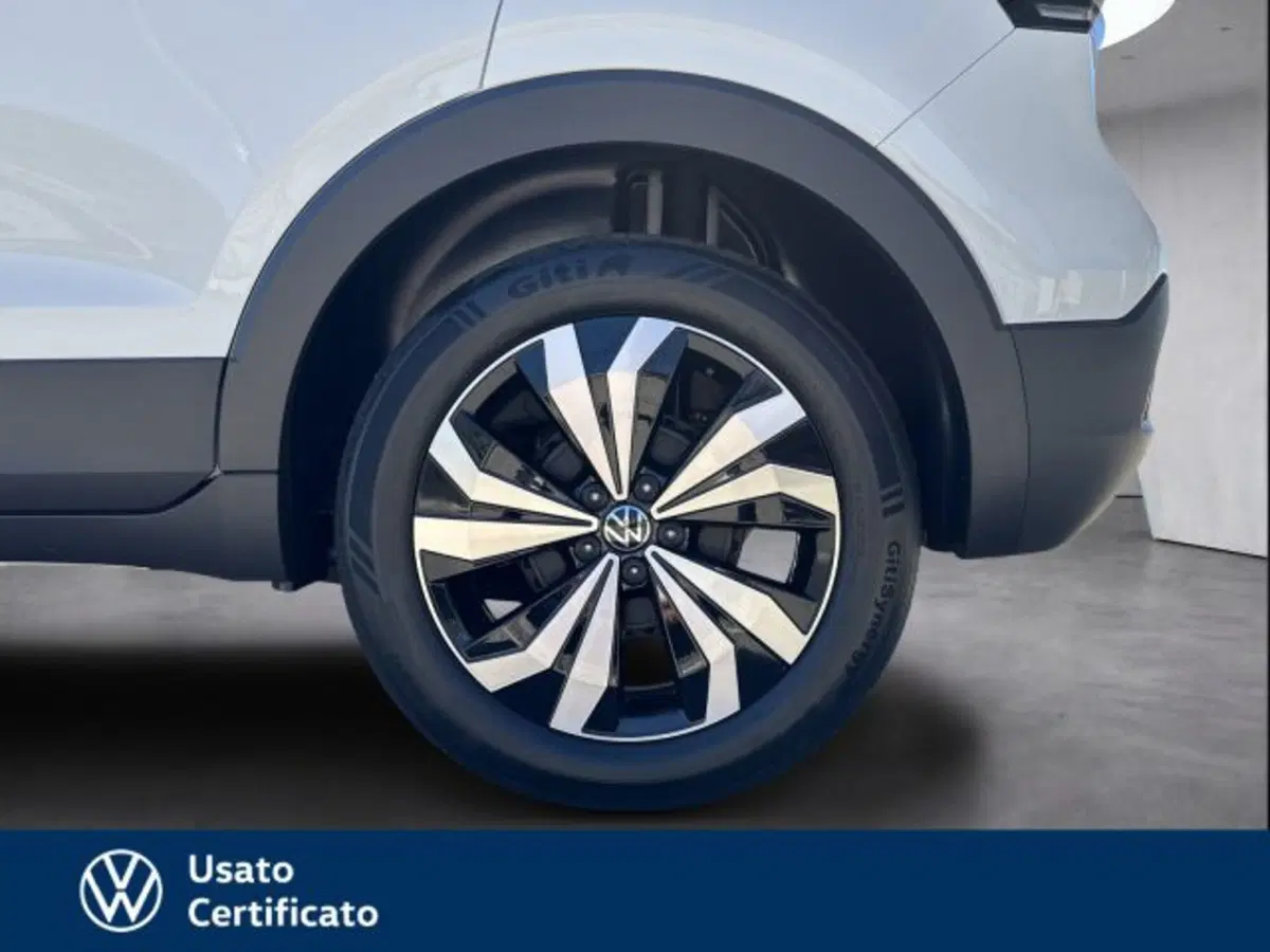Volkswagen T-Cross nuova a Vicenza (18)