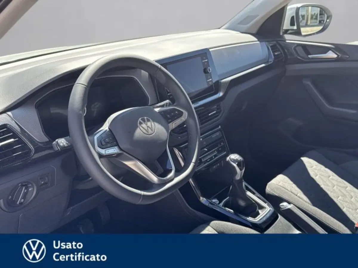 Volkswagen T-Cross nuova a Vicenza (7)