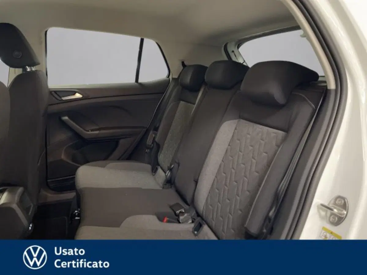 Volkswagen T-Cross nuova a Vicenza (12)