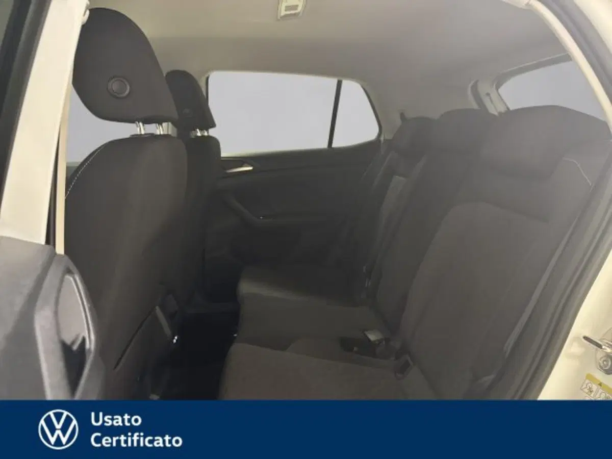Volkswagen T-Cross nuova a Vicenza (12)