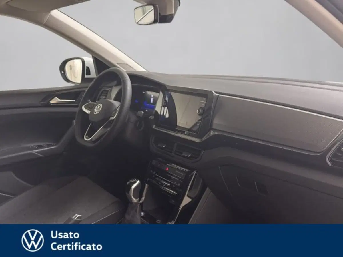 Volkswagen T-Cross nuova a Vicenza (6)