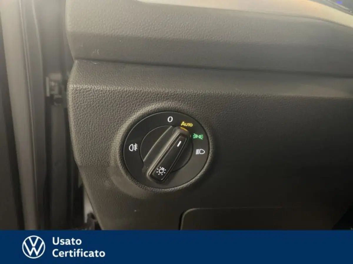 Volkswagen T-Roc usata a Vicenza (16)