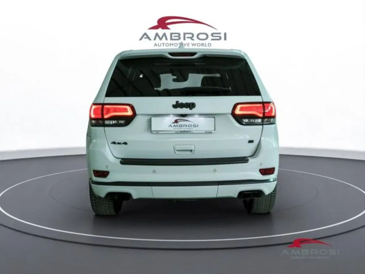 Jeep Grand Cherokee usata a Perugia (8)