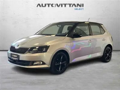 Skoda Fabia 1.0 MPI 60 CV Twin Color Design Edition Argento del 2017 usata a Como