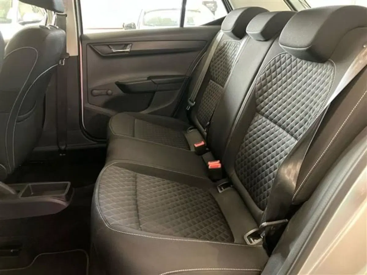 Skoda Fabia usata a Como (12)