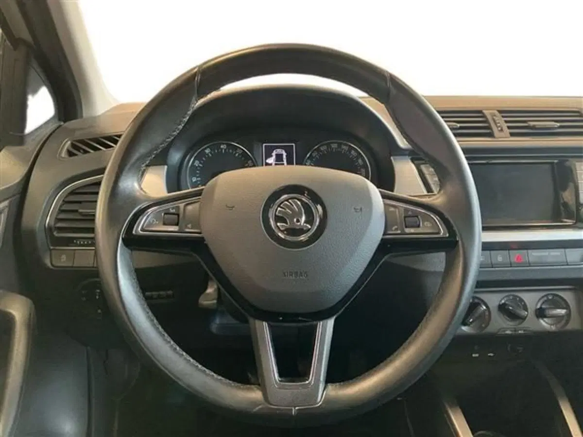 Skoda Fabia usata a Como (16)