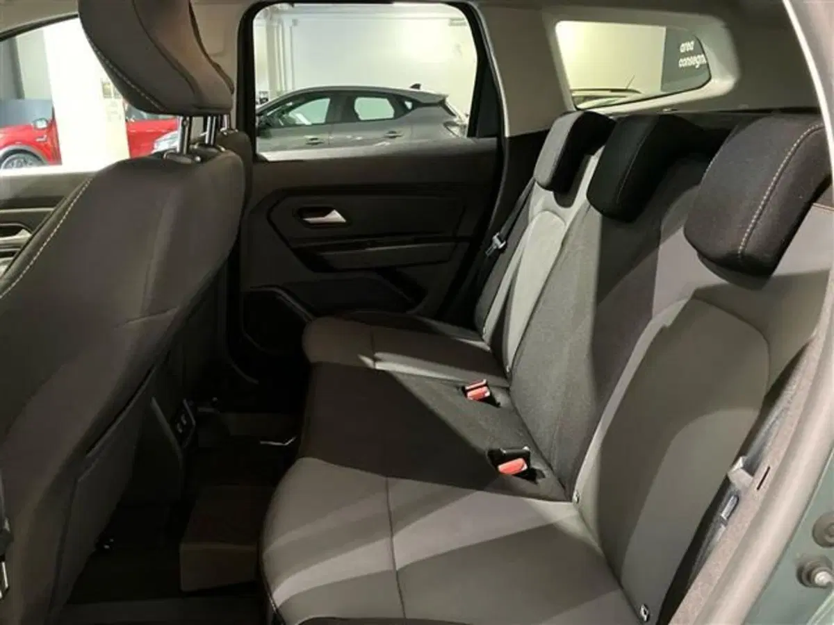 Dacia Duster usata a Como (12)