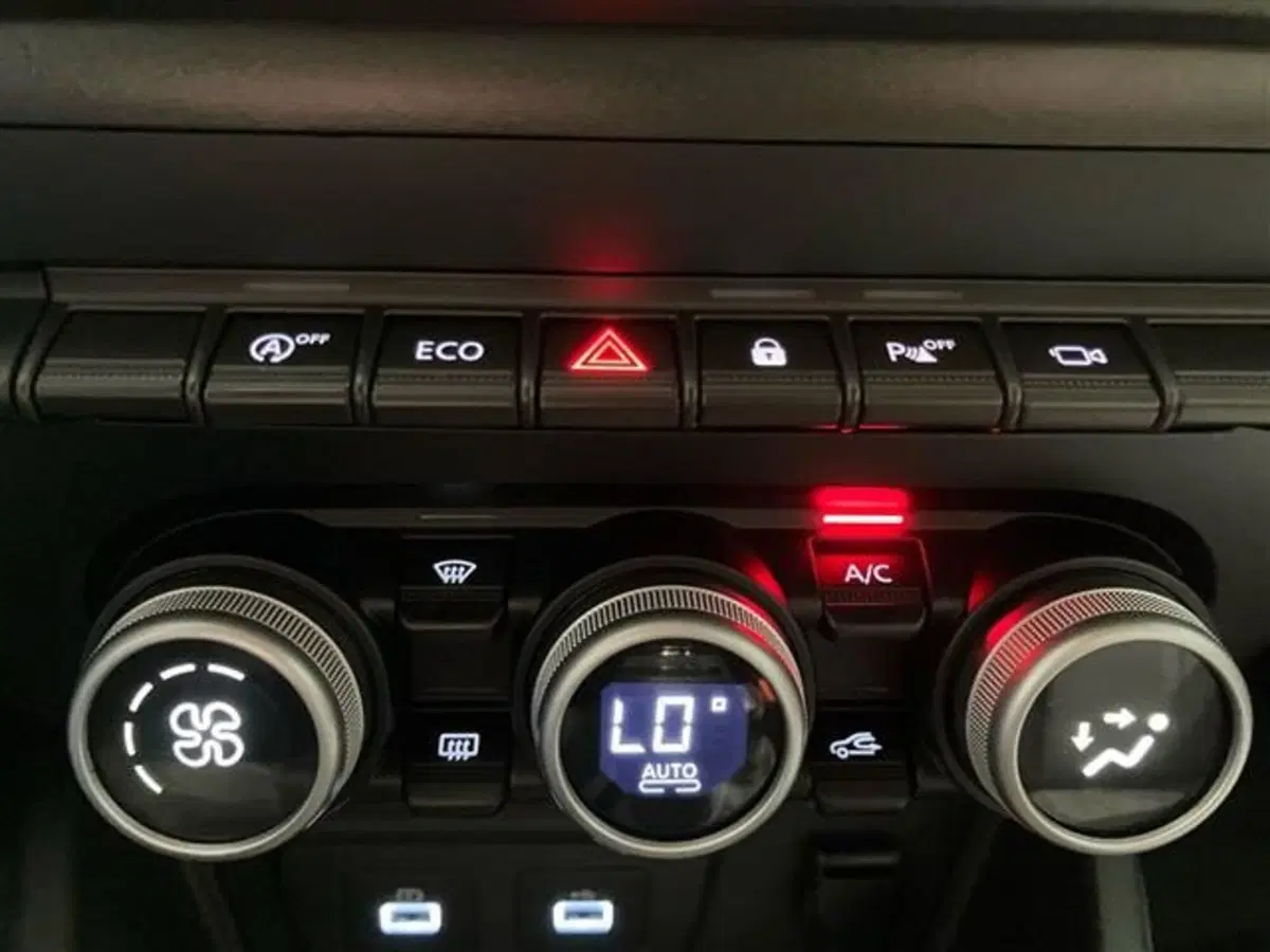 Dacia Duster usata a Como (16)