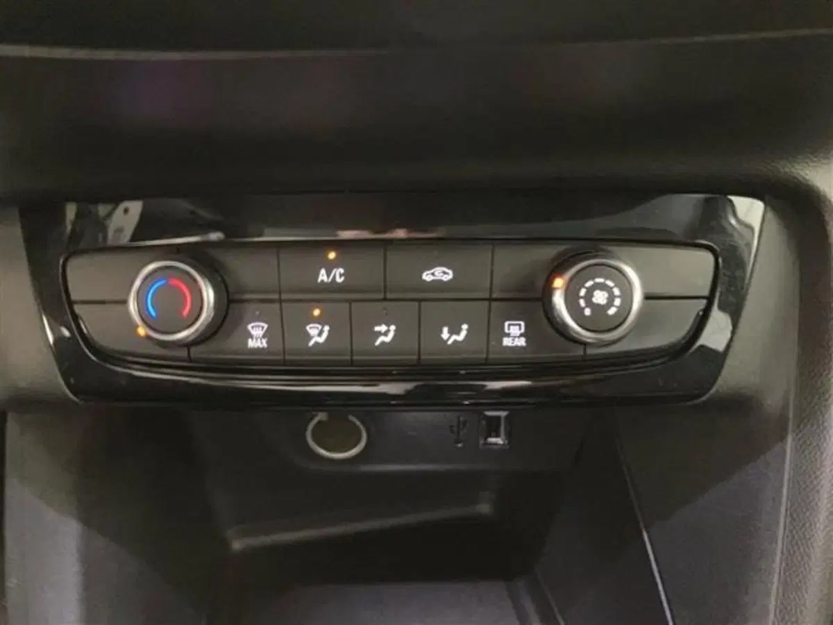Opel Corsa usata a Como (19)
