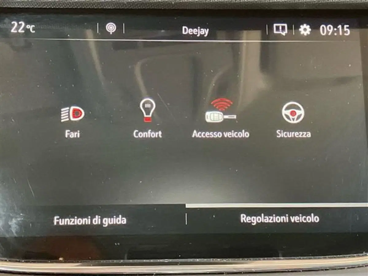 Opel Crossland usata a Como (16)