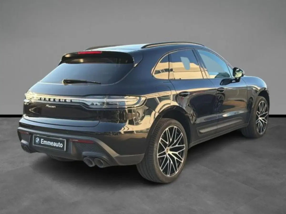 Porsche Macan usata a Lecce (5)
