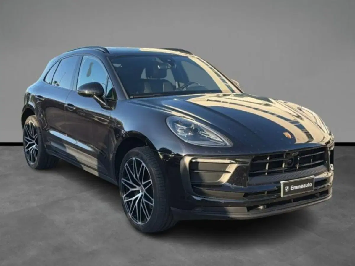 Porsche Macan usata a Lecce (6)
