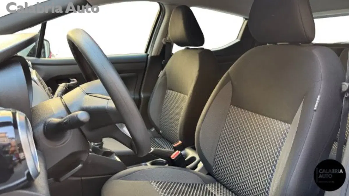 Nissan Micra usata a Reggio Calabria (10)