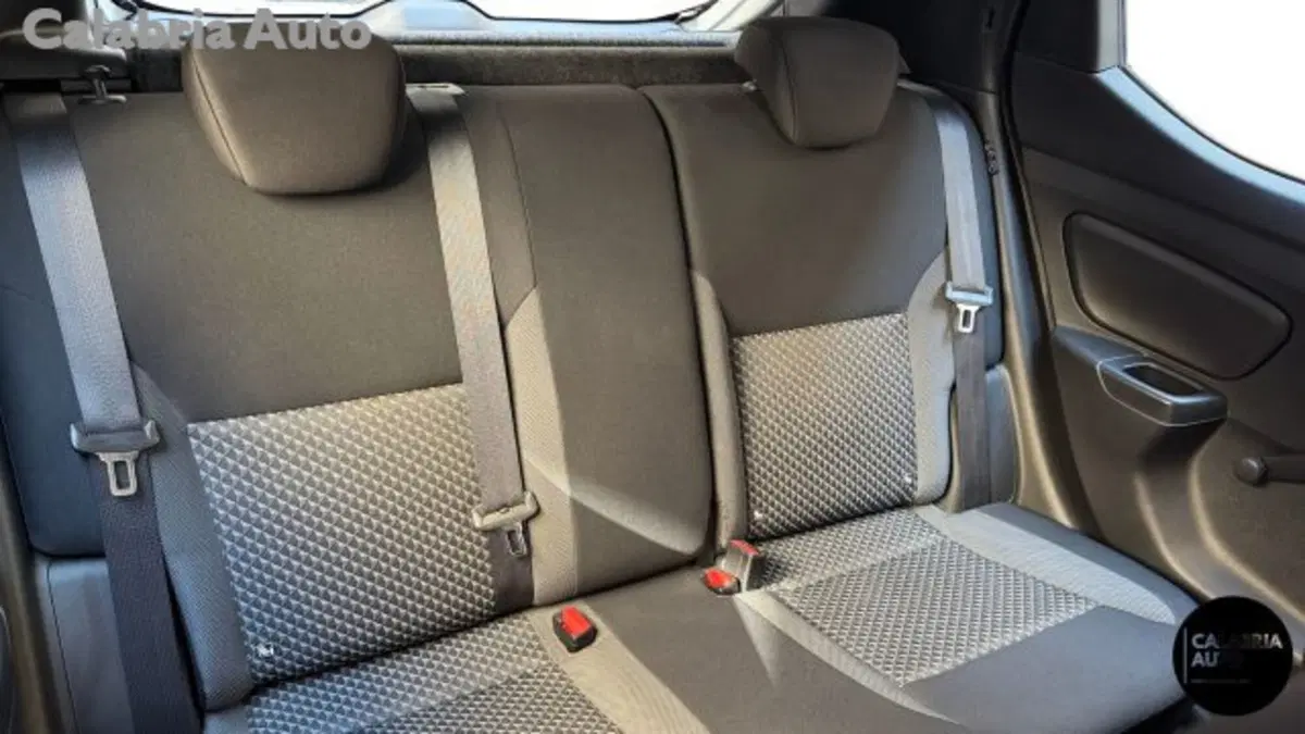 Nissan Micra usata a Reggio Calabria (13)