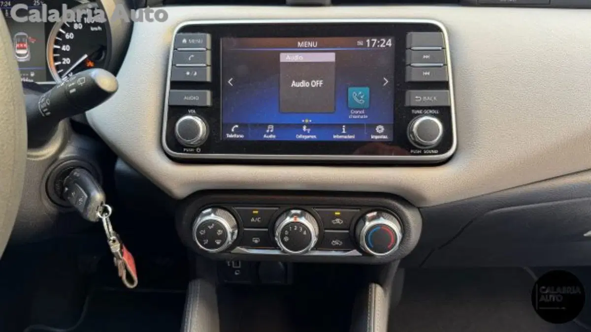 Nissan Micra usata a Reggio Calabria (16)