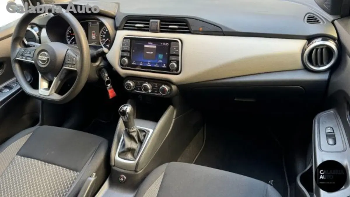 Nissan Micra usata a Reggio Calabria (9)