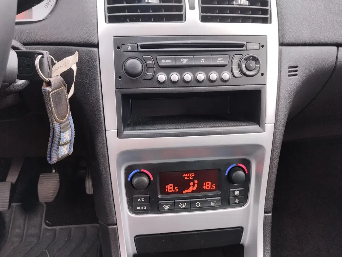 Peugeot 307 usata a Asti (11)
